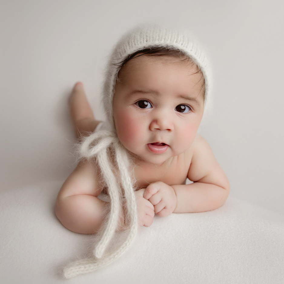 baby-boy-milestone-photosession-in-white-blanket-greensboro-photographer