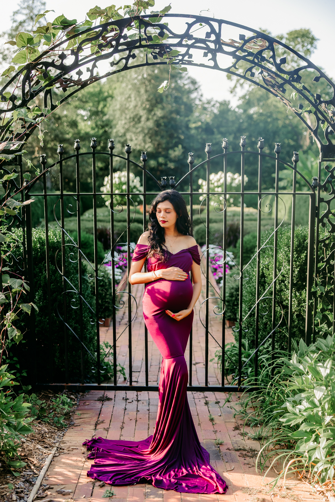 maternity-mother-in-elegant-gowns-during-maternity-photo-shoot-tanglewood-park-winston-salem