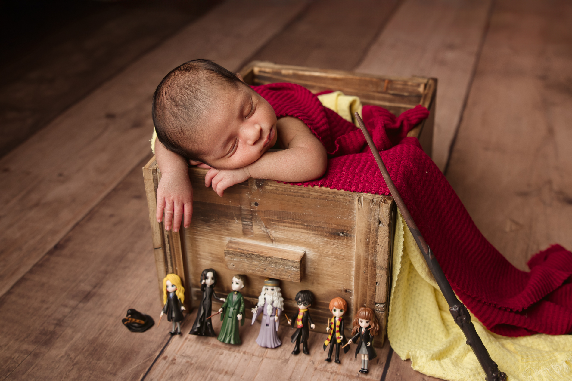 newborn-baby-boy-photoshoot-harry-potter-theme-greensboro-newborn-baby-photography-studio