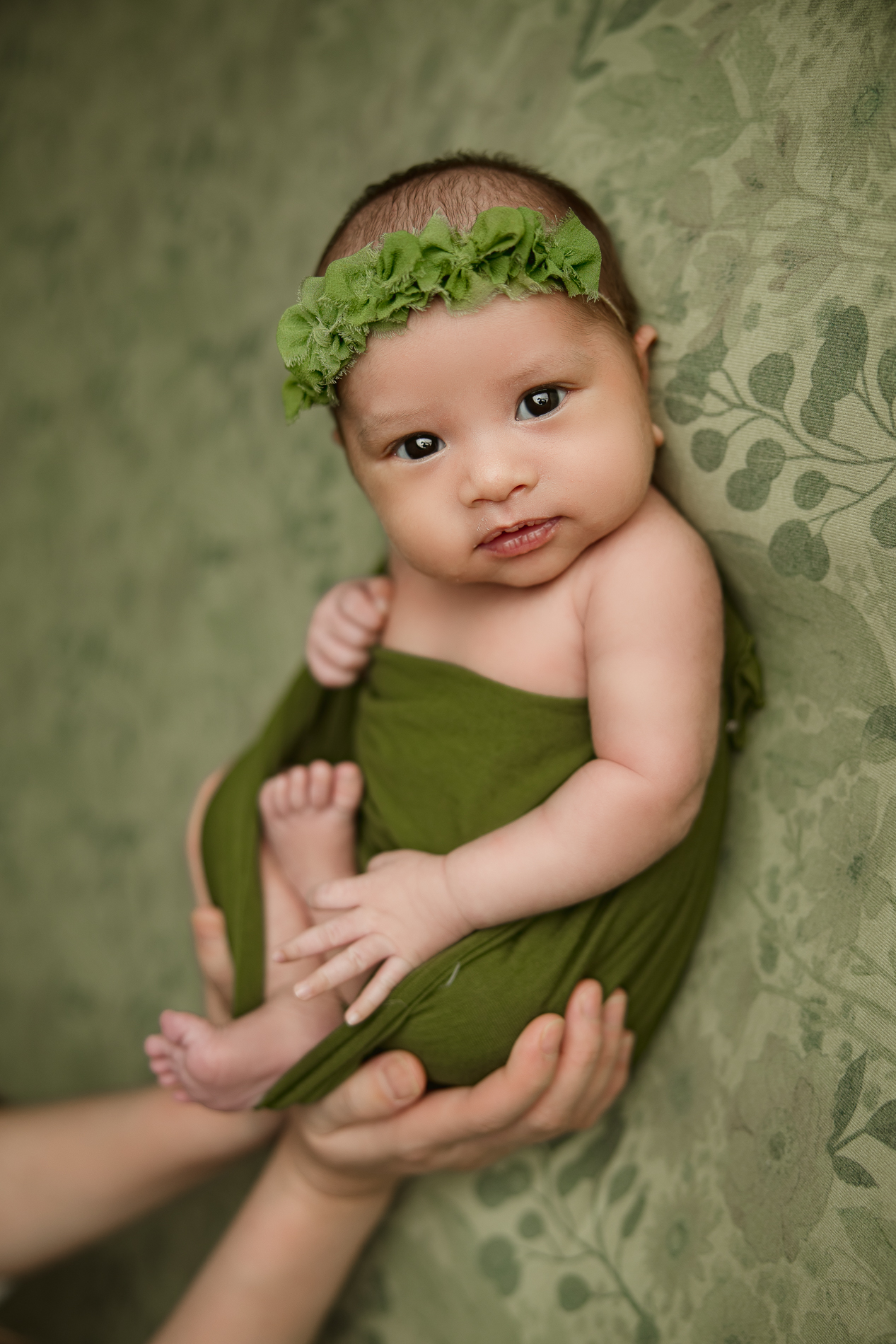 one-month-old-newborn-girl-photography-session-witn-winston-salem-baby-photographer